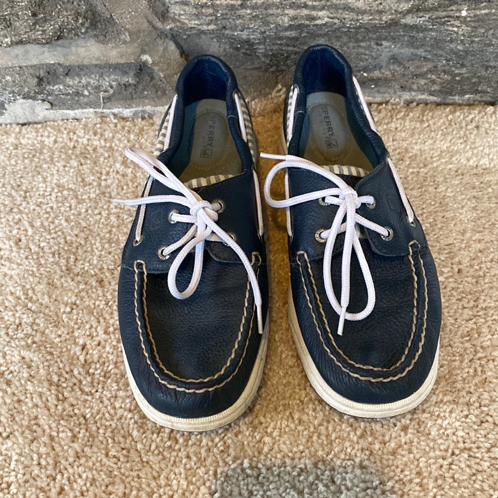 Navy leather Sperry’s